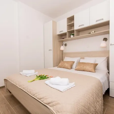 Apartman La Veliki Drvenik