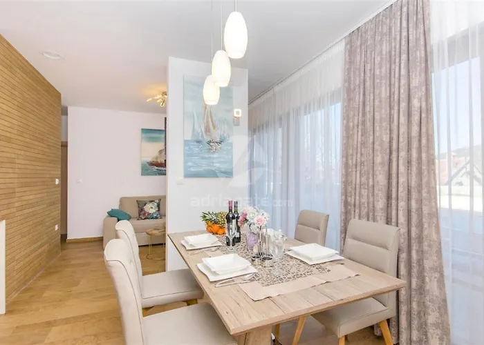 Daire La Veliki Drvenik